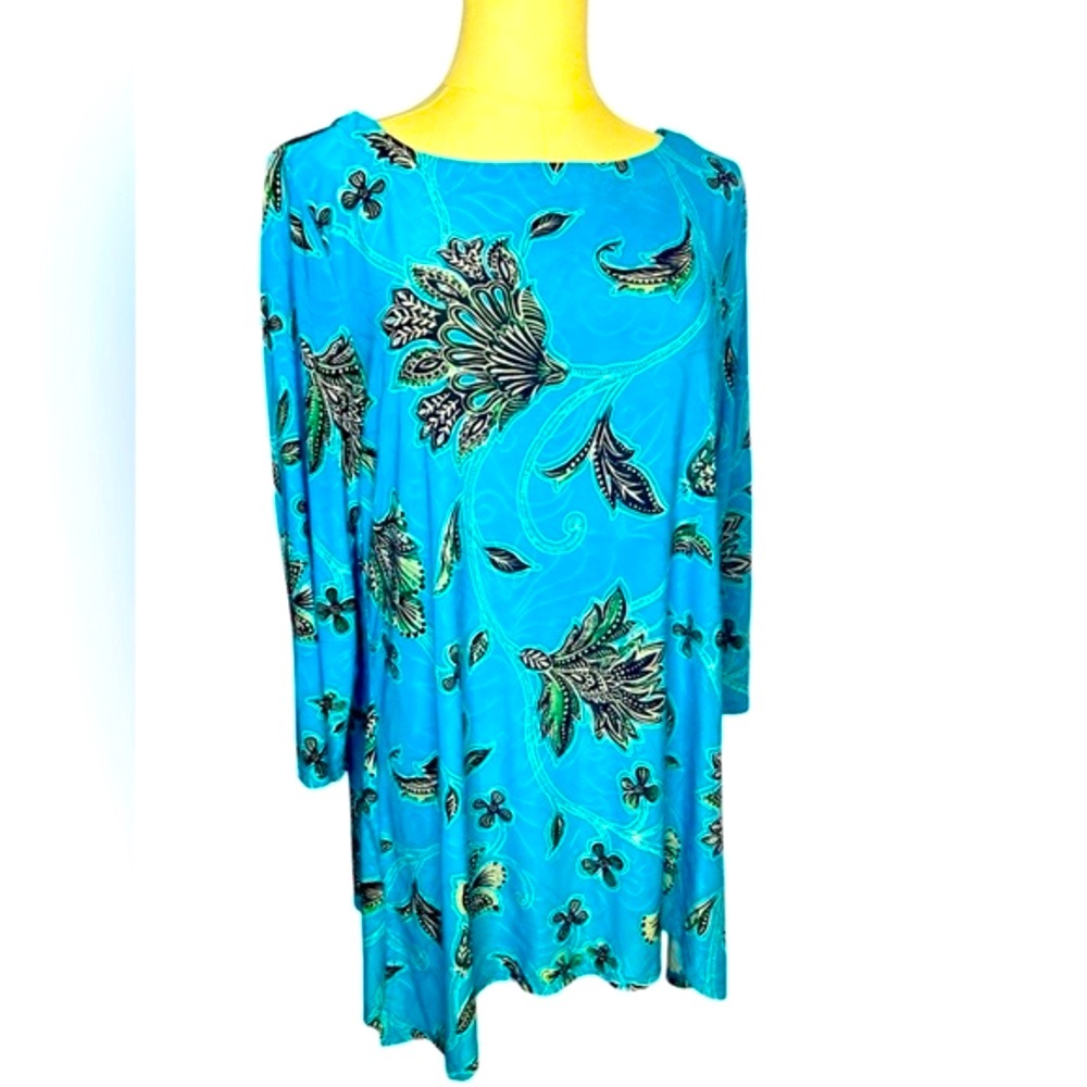 ~‎ JM Collection Women's Floral Print Blue Swing Top, Size... Medium